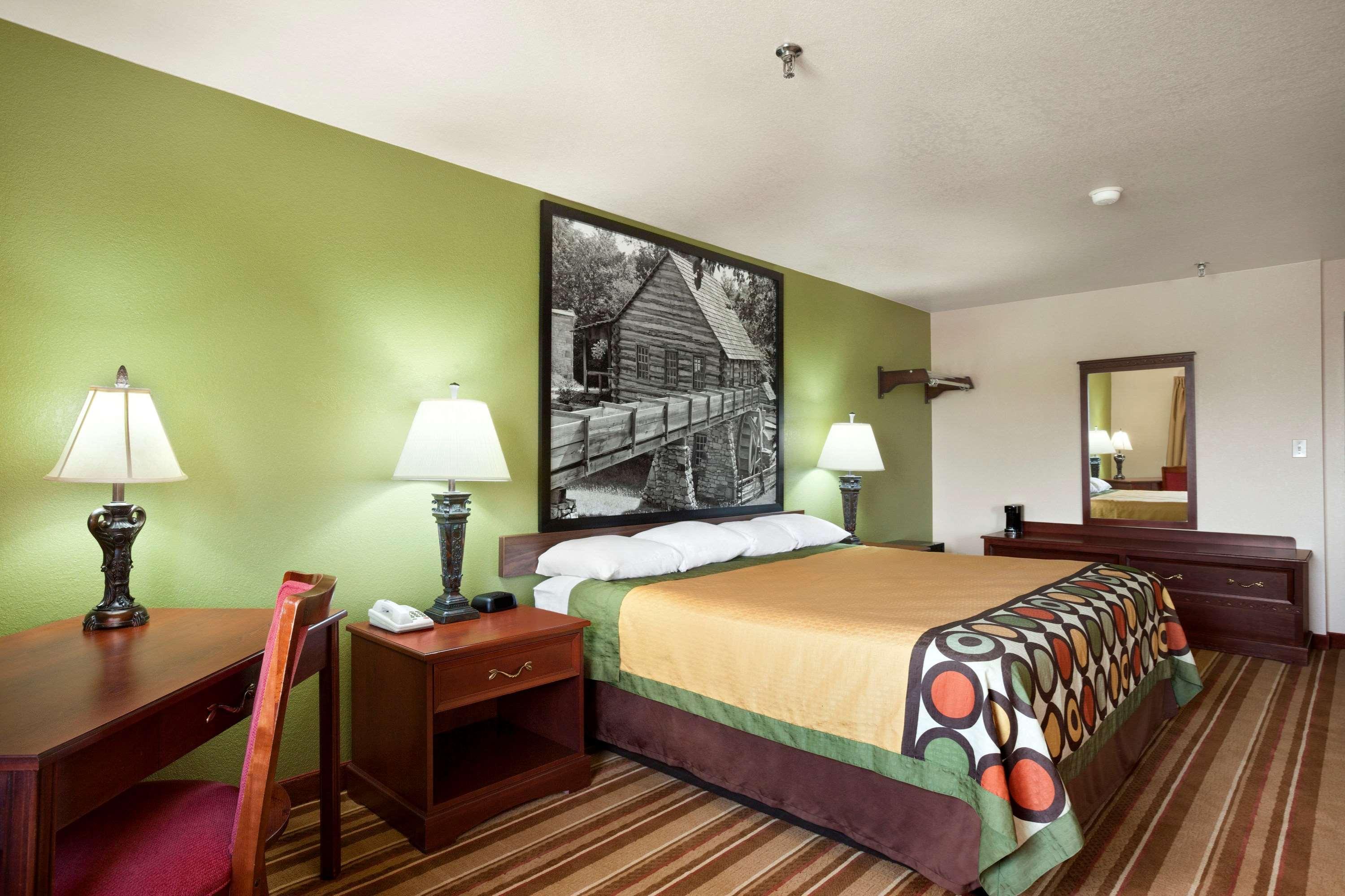 Super 8 By Wyndham Macon Motel Luaran gambar