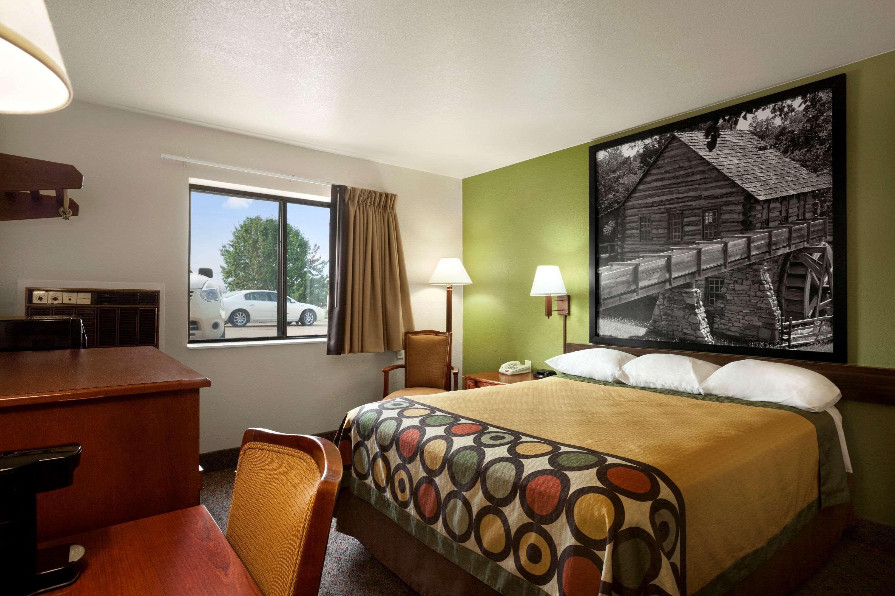 Super 8 By Wyndham Macon Motel Luaran gambar