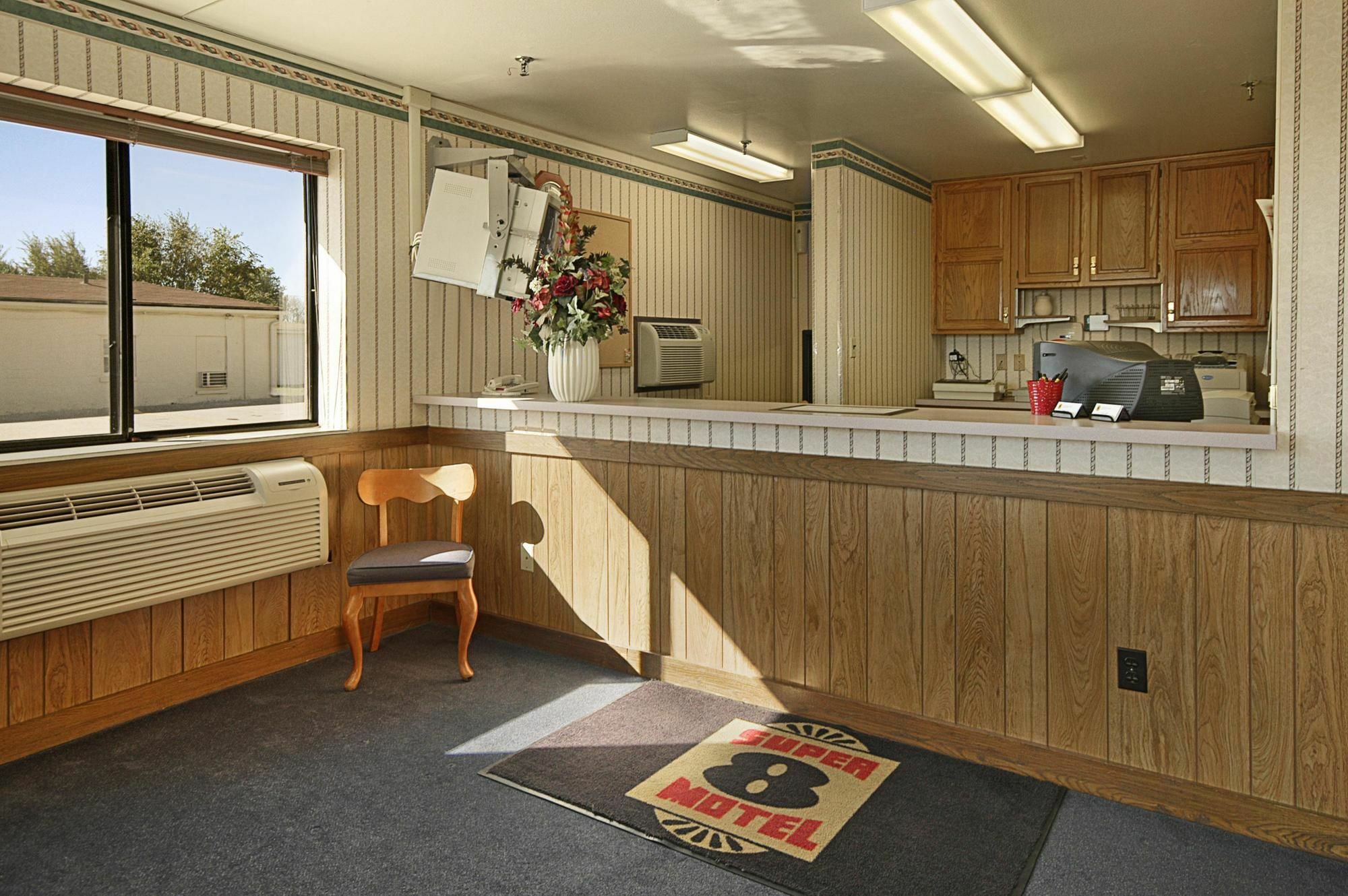 Super 8 By Wyndham Macon Motel Dalaman gambar